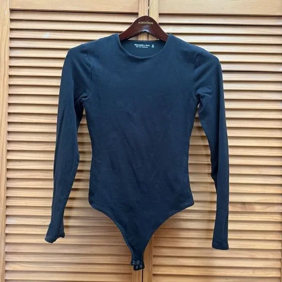 Abercrombie & Fitch Black long sleeve bodysuit size XS - Picture 1 of 4